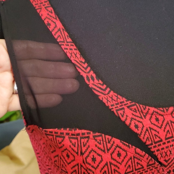 Dress - Picture 4 of 4